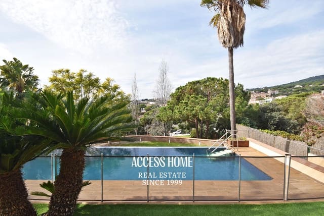 5 soverom Villa til salgs i Sant Vicenç de Montalt med svømmebasseng garasje - € 1 600 000 (Ref: 9131793)