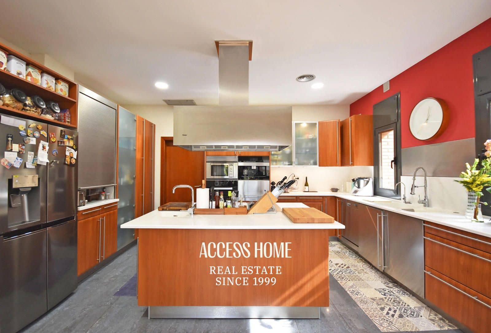 5 soveværelse Villa til salg i Sant Vicenc de Montalt med swimmingpool garage - € 1.600.000 (Ref: 9131793)