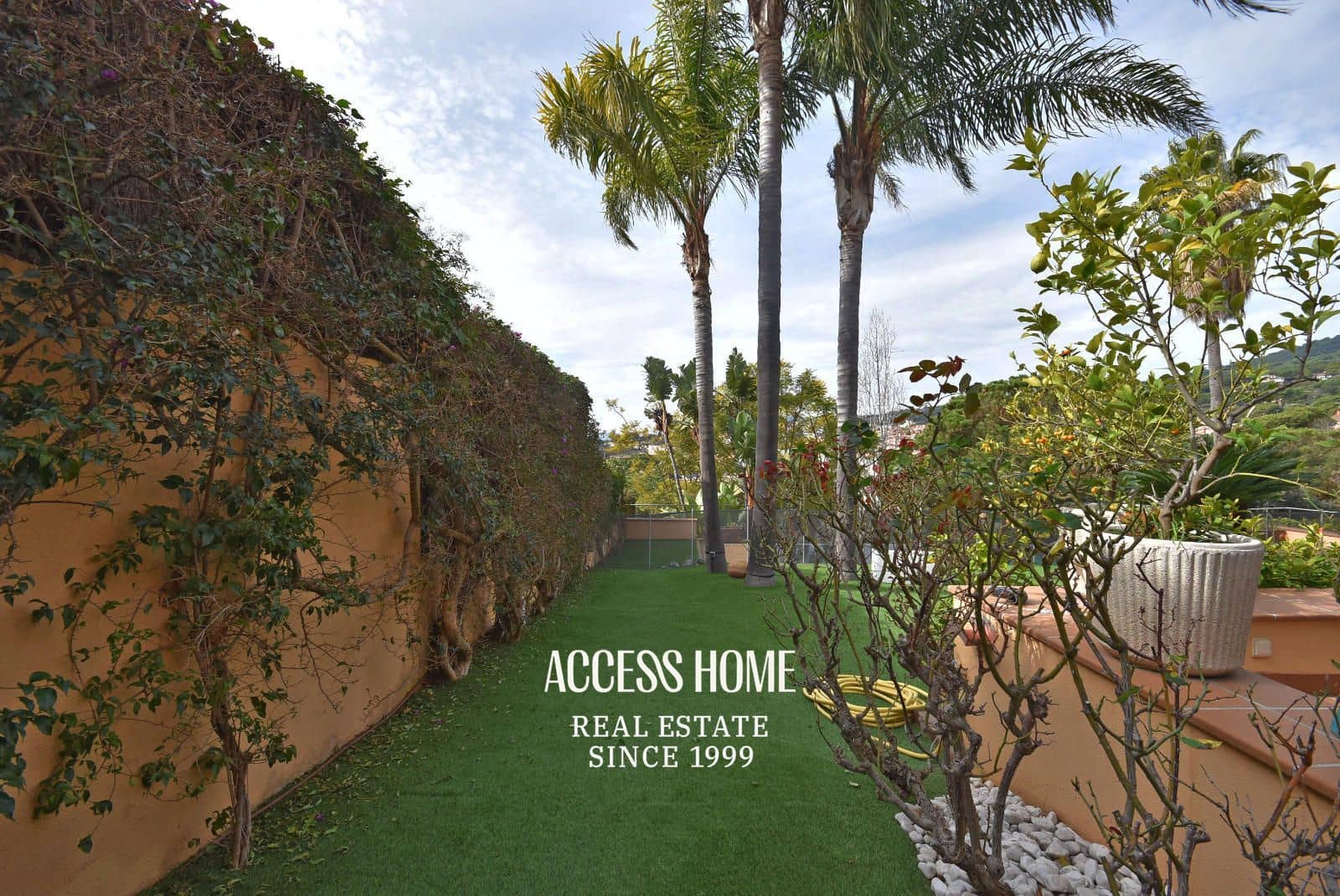 5 soveværelse Villa til salg i Sant Vicenc de Montalt med swimmingpool garage - € 1.600.000 (Ref: 9131793)