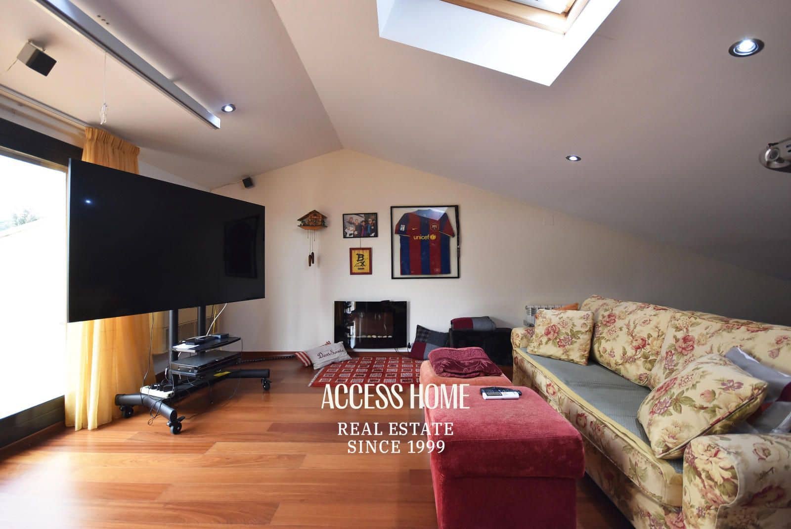 5 soveværelse Villa til salg i Sant Vicenc de Montalt med swimmingpool garage - € 1.600.000 (Ref: 9131793)