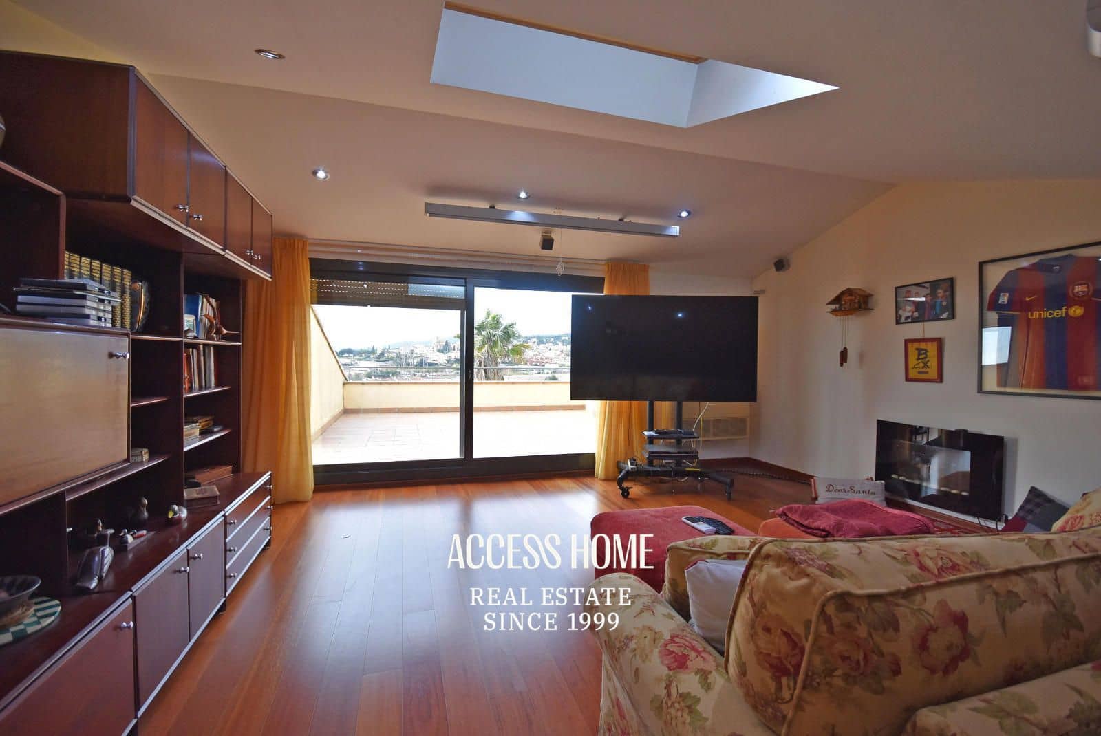 5 soveværelse Villa til salg i Sant Vicenc de Montalt med swimmingpool garage - € 1.600.000 (Ref: 9131793)