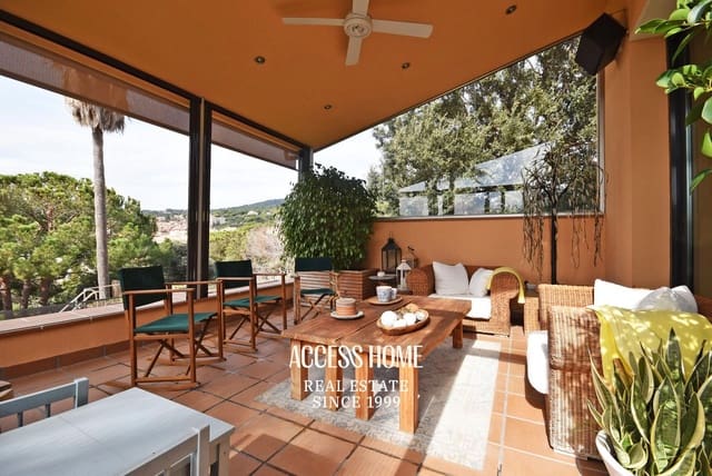 5 soverom Villa til salgs i Sant Vicenç de Montalt med svømmebasseng garasje - € 1 600 000 (Ref: 9131793)