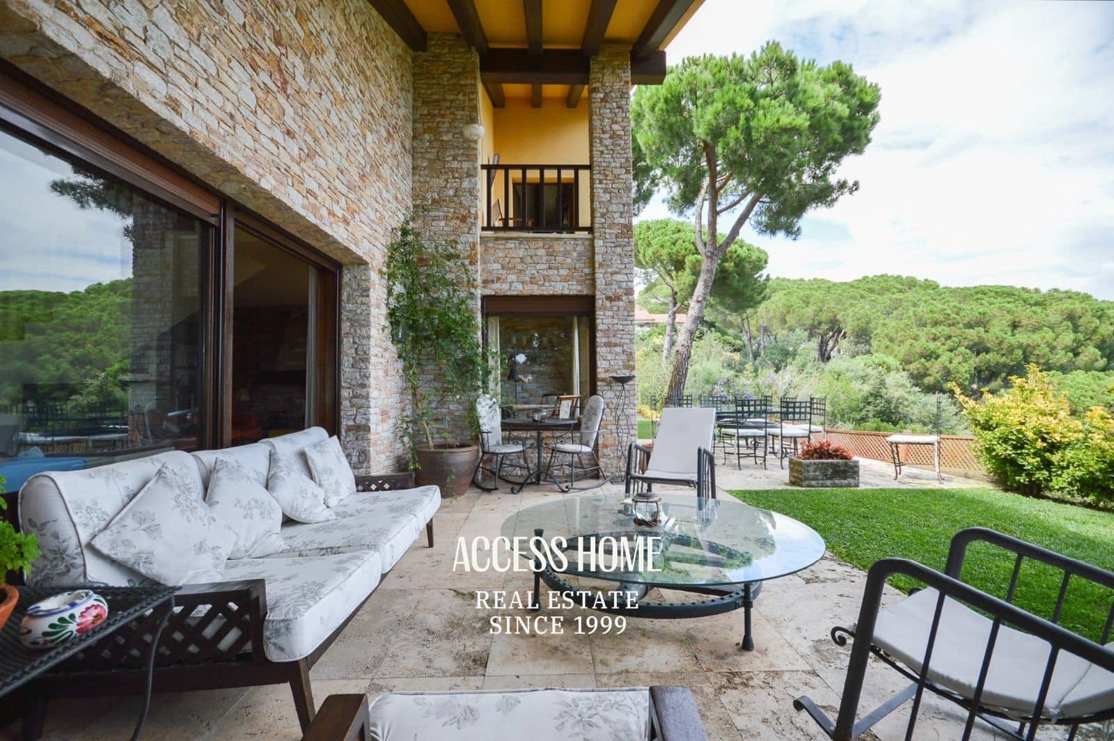 8 soveværelse Villa til leje i Sant Andreu de Llavaneres med swimmingpool garage - € 7.500 (Ref: 9131794)