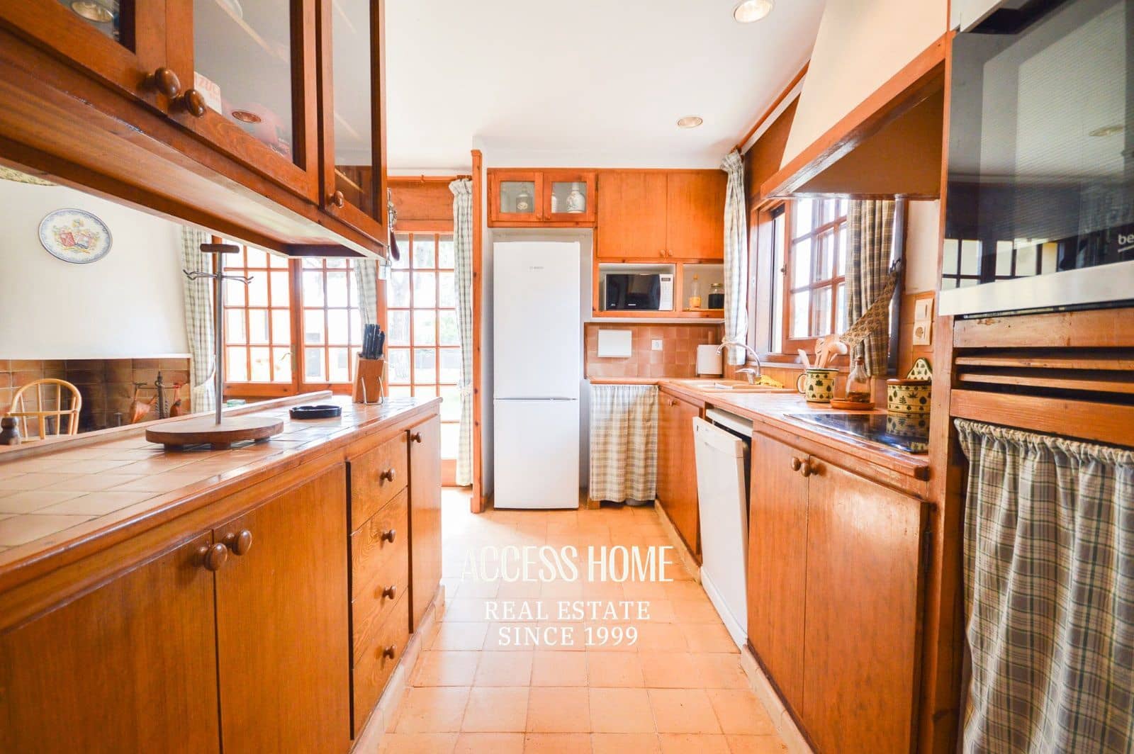 8 soveværelse Villa til leje i Sant Andreu de Llavaneres med swimmingpool garage - € 7.500 (Ref: 9131794)