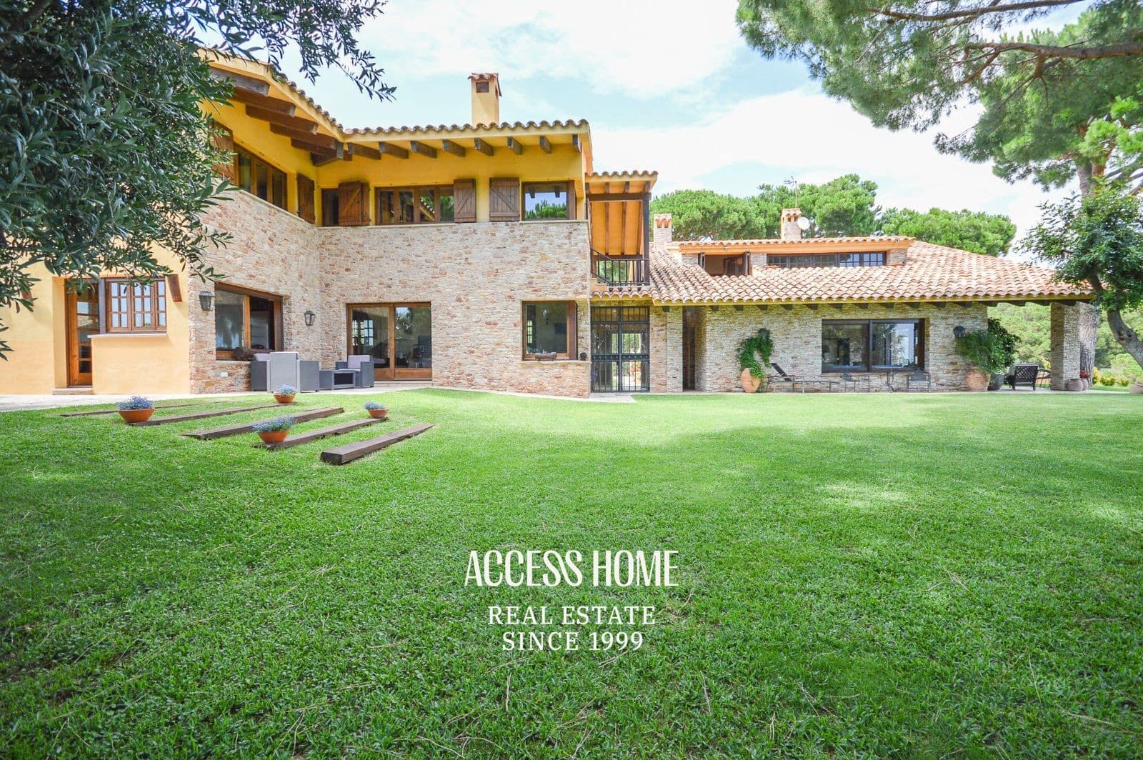 8 bedroom Villa for sale in Sant Andreu de Llavaneres with pool garage - € 3,000,000 (Ref: 9131881)