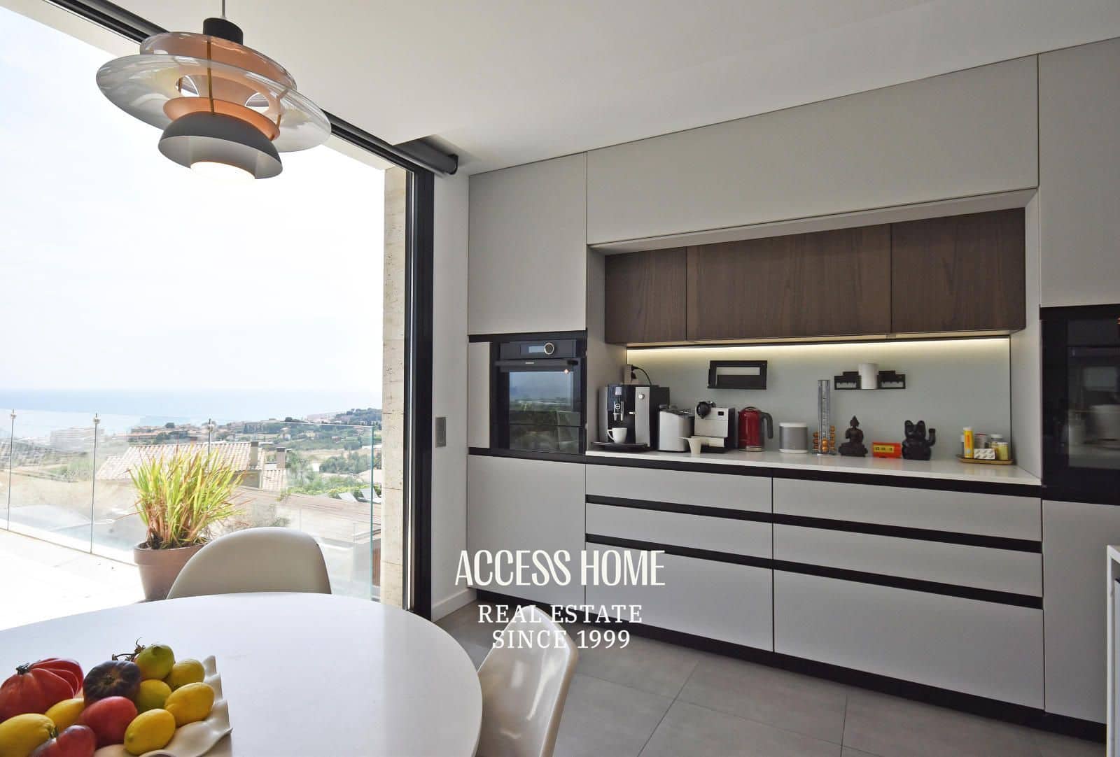 5 soverom Villa til salgs i Sant Vicenc de Montalt med svømmebasseng garasje - € 2 800 000 (Ref: 9131882)