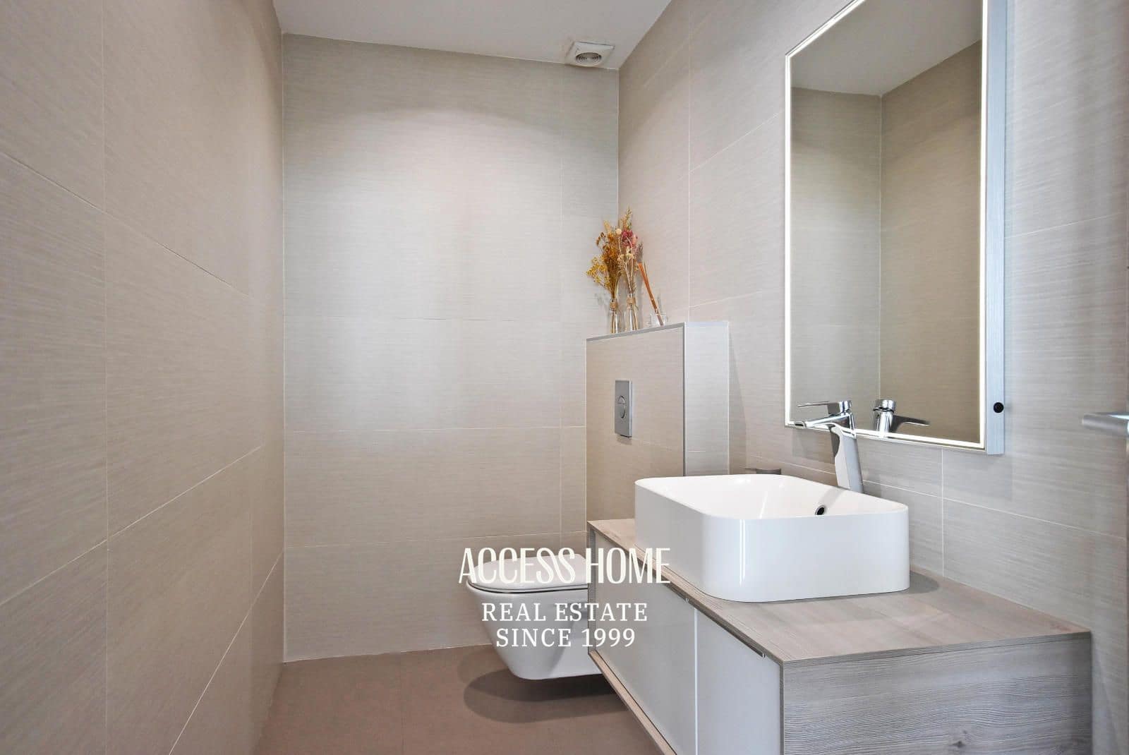 5 soverom Villa til salgs i Sant Vicenc de Montalt med svømmebasseng garasje - € 2 800 000 (Ref: 9131882)