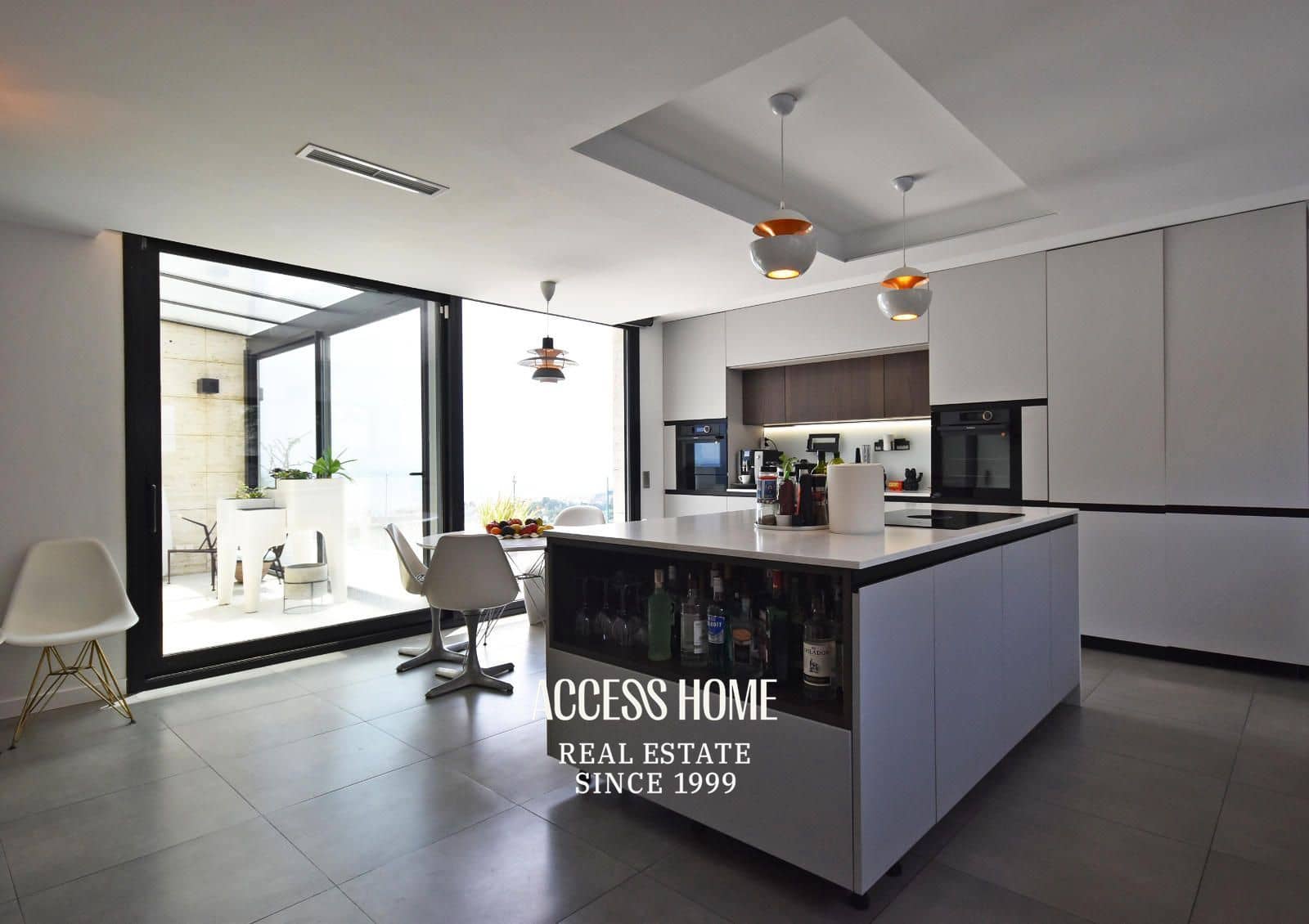 5 soverom Villa til salgs i Sant Vicenc de Montalt med svømmebasseng garasje - € 2 800 000 (Ref: 9131882)