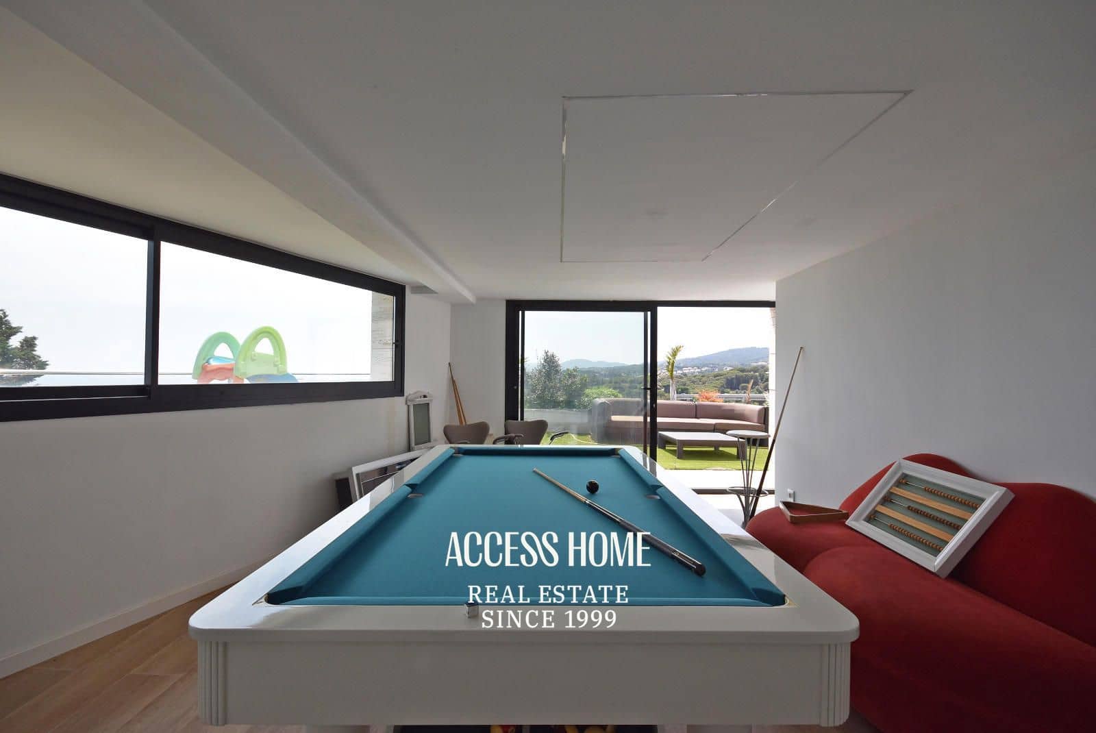 5 soverom Villa til salgs i Sant Vicenc de Montalt med svømmebasseng garasje - € 2 800 000 (Ref: 9131882)