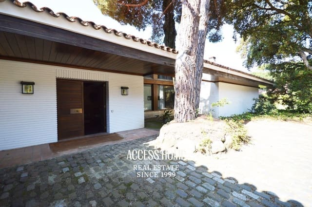 7 bedroom Villa for sale in Sant Andreu de Llavaneres with pool garage - € 2,100,000 (Ref: 9131883)