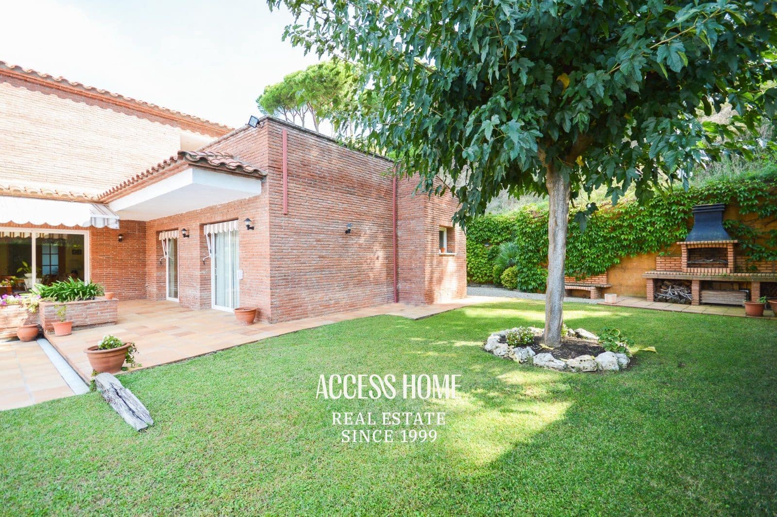 5 chambre Villa/Maison à vendre à Caldes d'Estrac avec piscine garage - 830 000 € (Ref: 9135589)