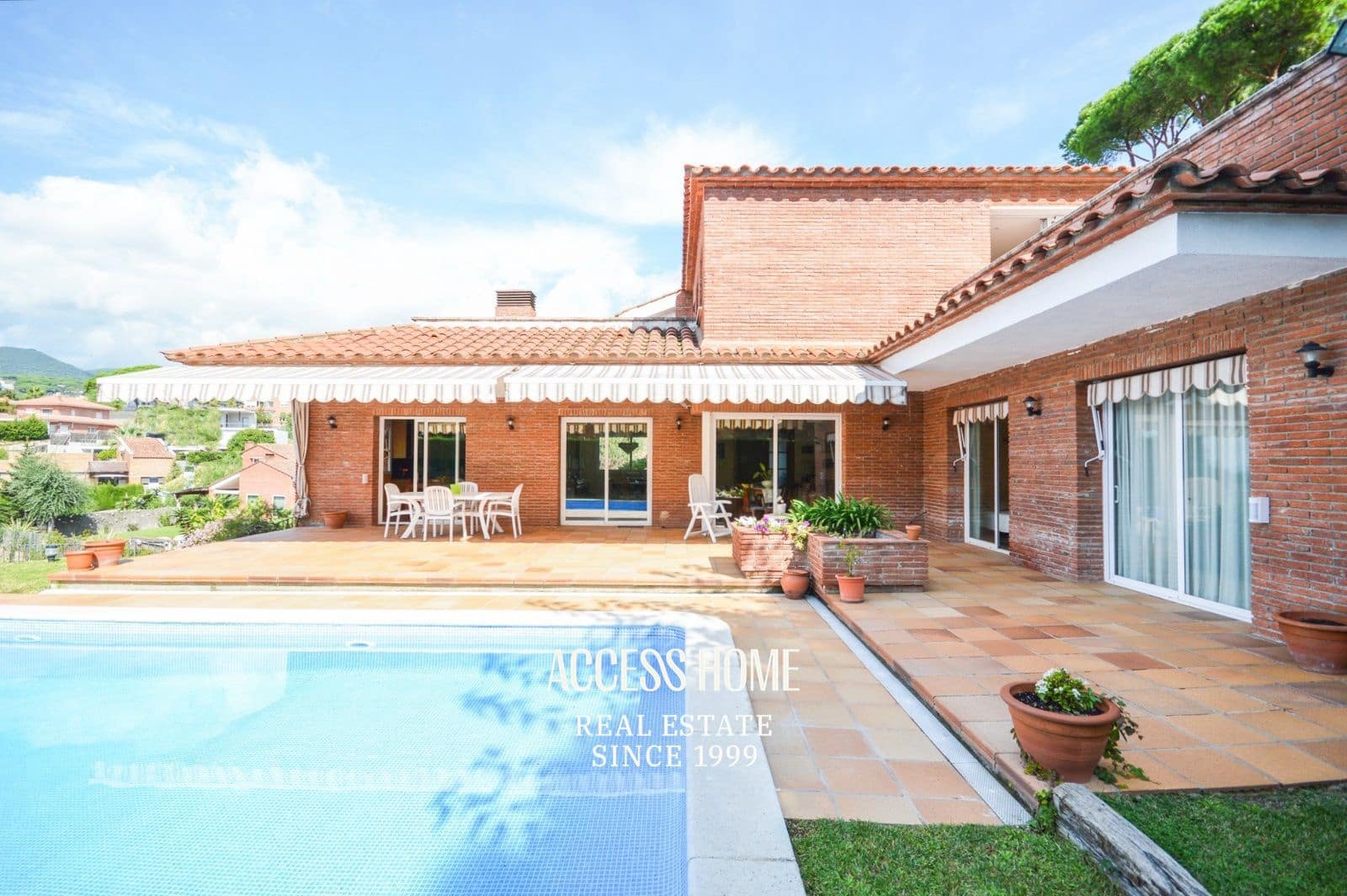 5 chambre Villa/Maison à vendre à Caldes d'Estrac avec piscine garage - 830 000 € (Ref: 9135589)