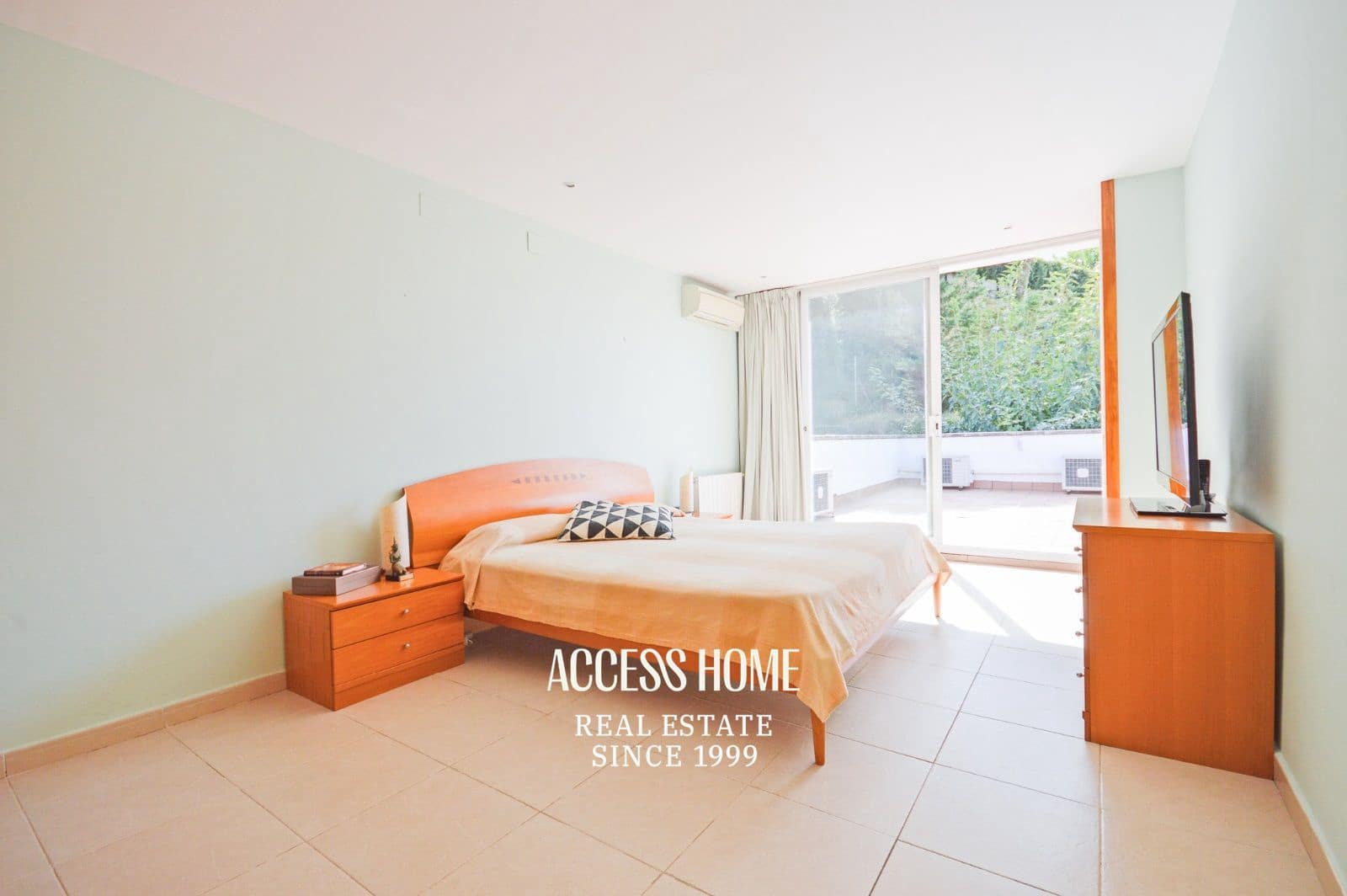 5 chambre Villa/Maison à vendre à Caldes d'Estrac avec piscine garage - 830 000 € (Ref: 9135589)