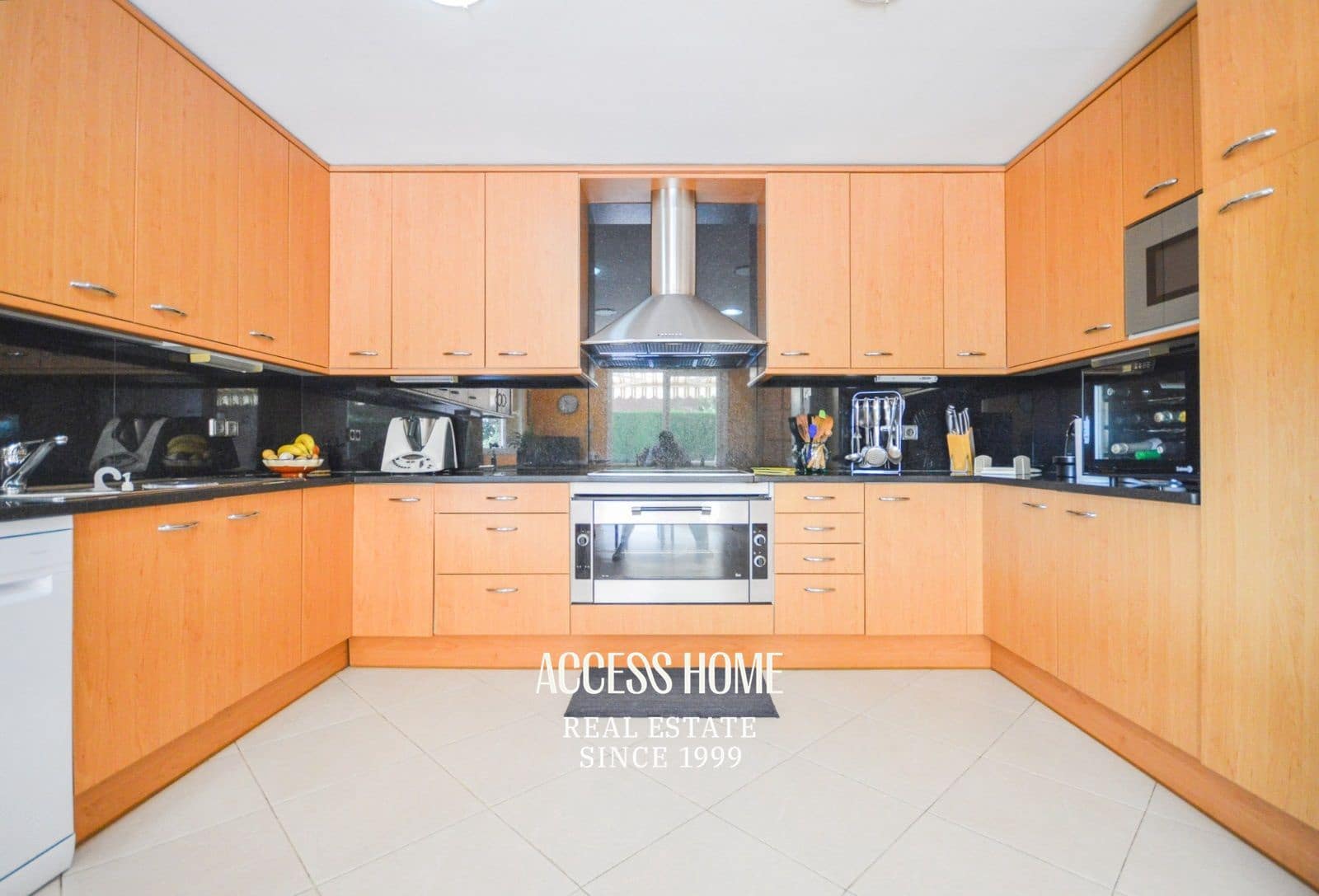 5 chambre Villa/Maison à vendre à Caldes d'Estrac avec piscine garage - 830 000 € (Ref: 9135589)