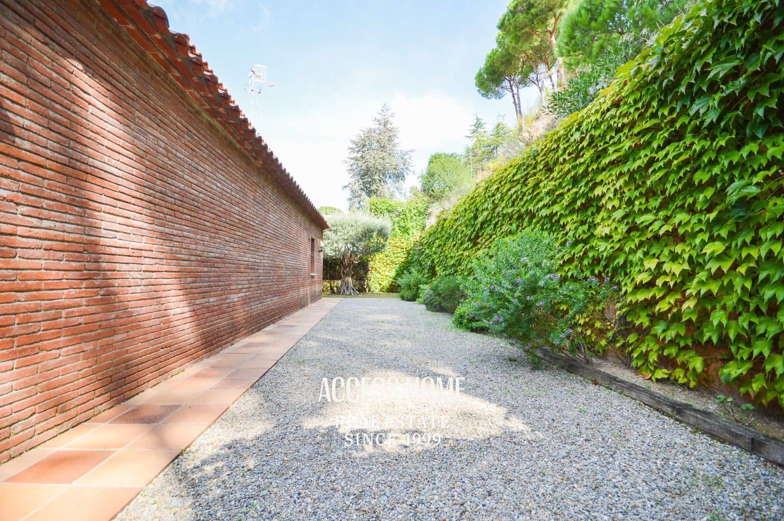 5 chambre Villa/Maison à vendre à Caldes d'Estrac avec piscine garage - 830 000 € (Ref: 9135589)