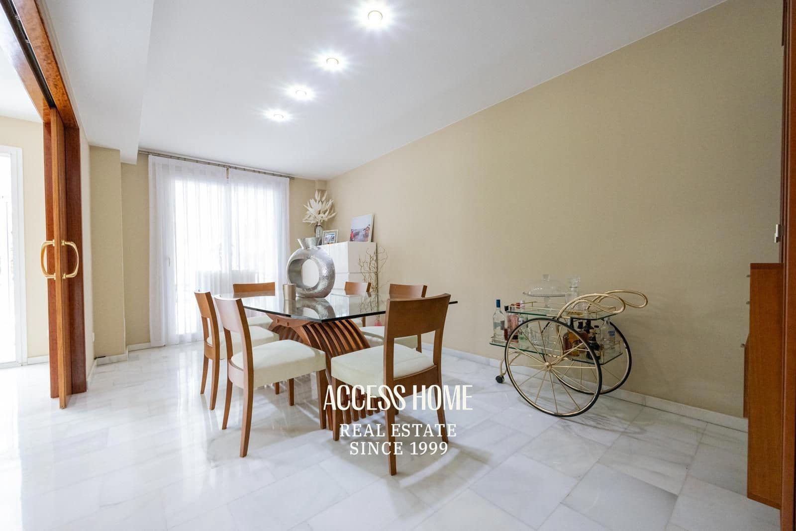 5 soveværelse Villa til salg i Alella med swimmingpool garage - € 1.790.000 (Ref: 9135590)