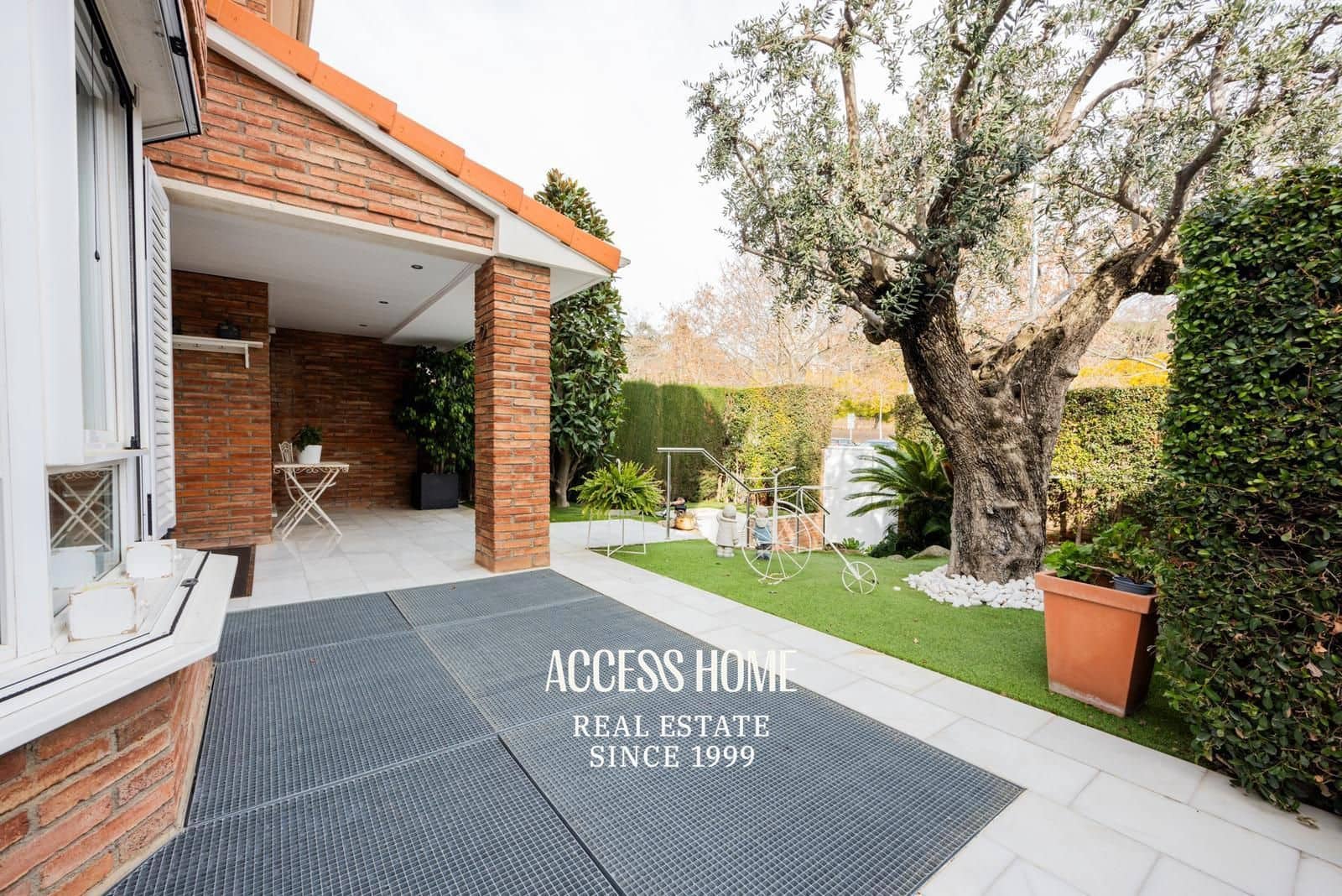 5 soveværelse Villa til salg i Alella med swimmingpool garage - € 1.790.000 (Ref: 9135590)