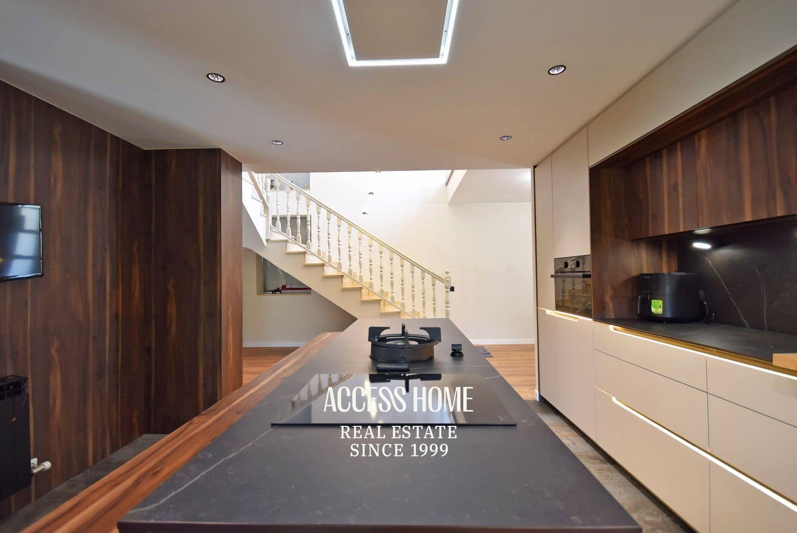 5 soveværelse Villa til salg i Canet de Mar med swimmingpool garage - € 1.095.000 (Ref: 9136334)