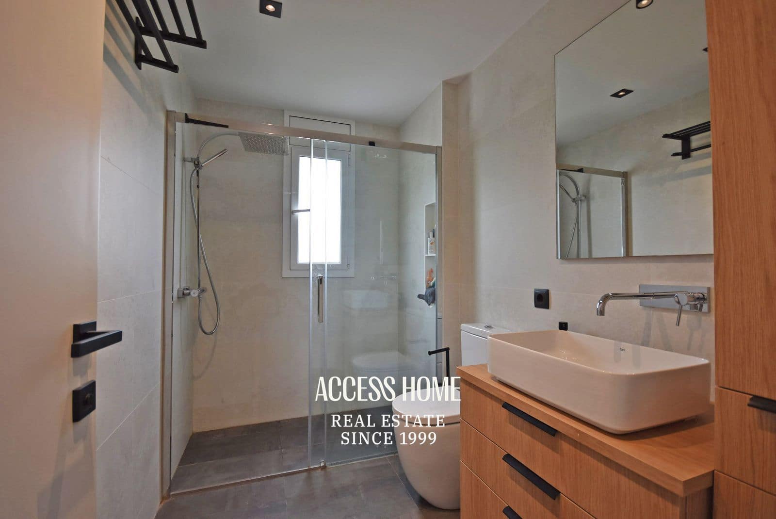 5 soveværelse Villa til salg i Canet de Mar med swimmingpool garage - € 1.095.000 (Ref: 9136334)