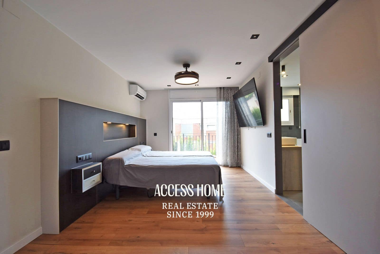 5 soveværelse Villa til salg i Canet de Mar med swimmingpool garage - € 1.095.000 (Ref: 9136334)