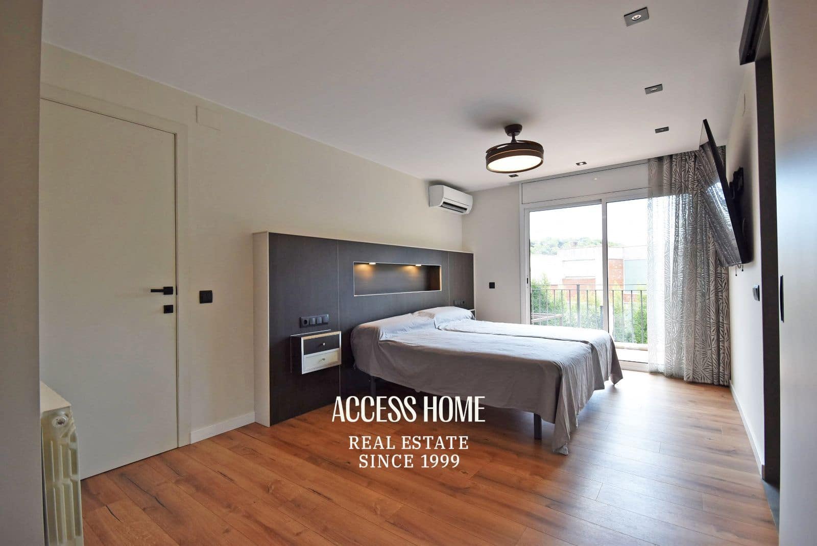 5 soveværelse Villa til salg i Canet de Mar med swimmingpool garage - € 1.095.000 (Ref: 9136334)