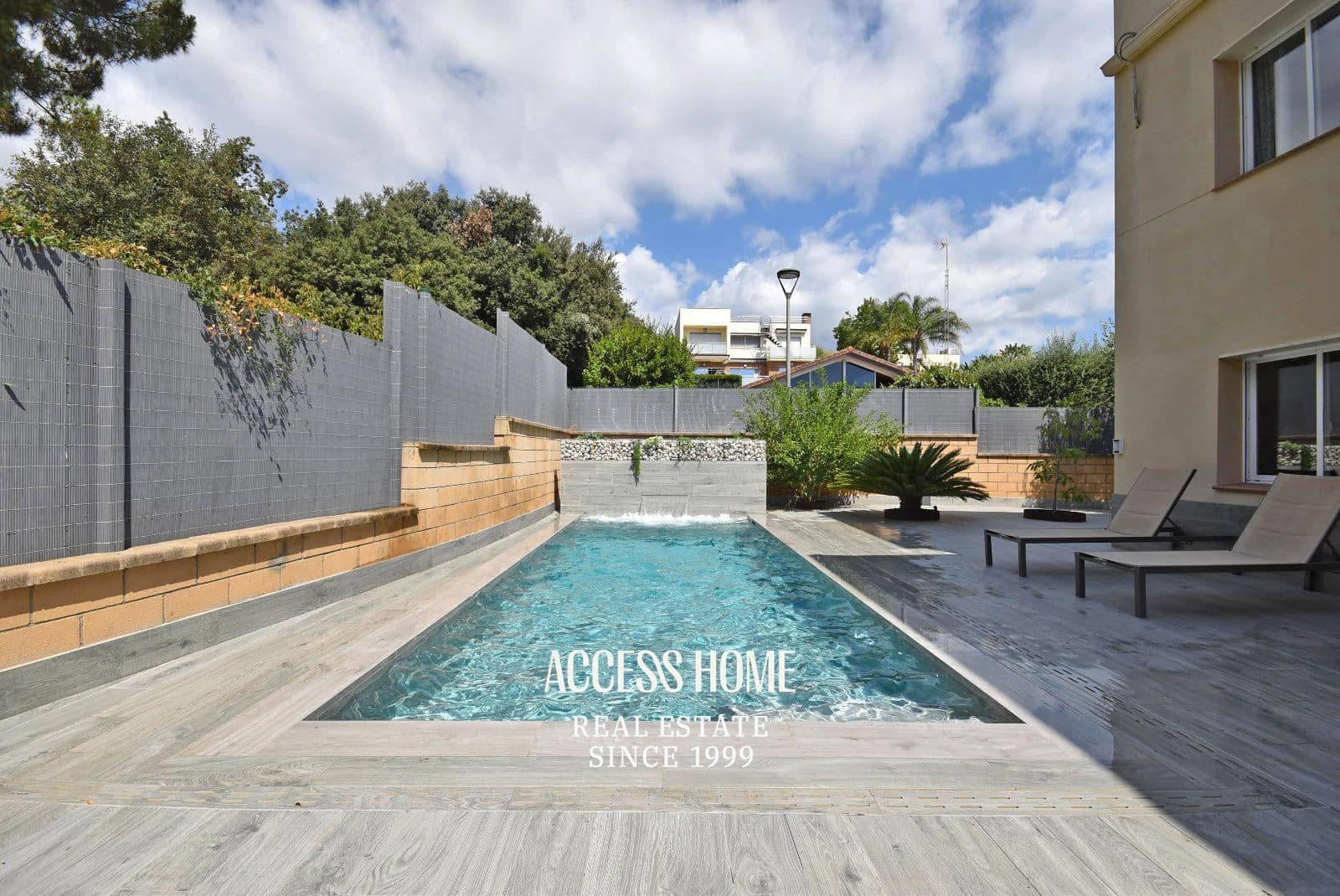 5 soveværelse Villa til salg i Canet de Mar med swimmingpool garage - € 1.095.000 (Ref: 9136334)