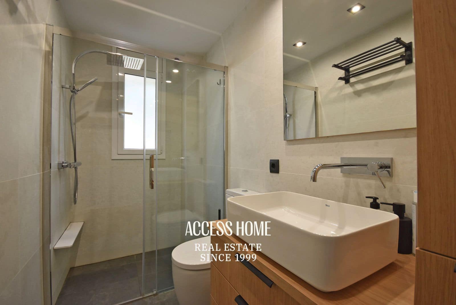 5 soveværelse Villa til salg i Canet de Mar med swimmingpool garage - € 1.095.000 (Ref: 9136334)