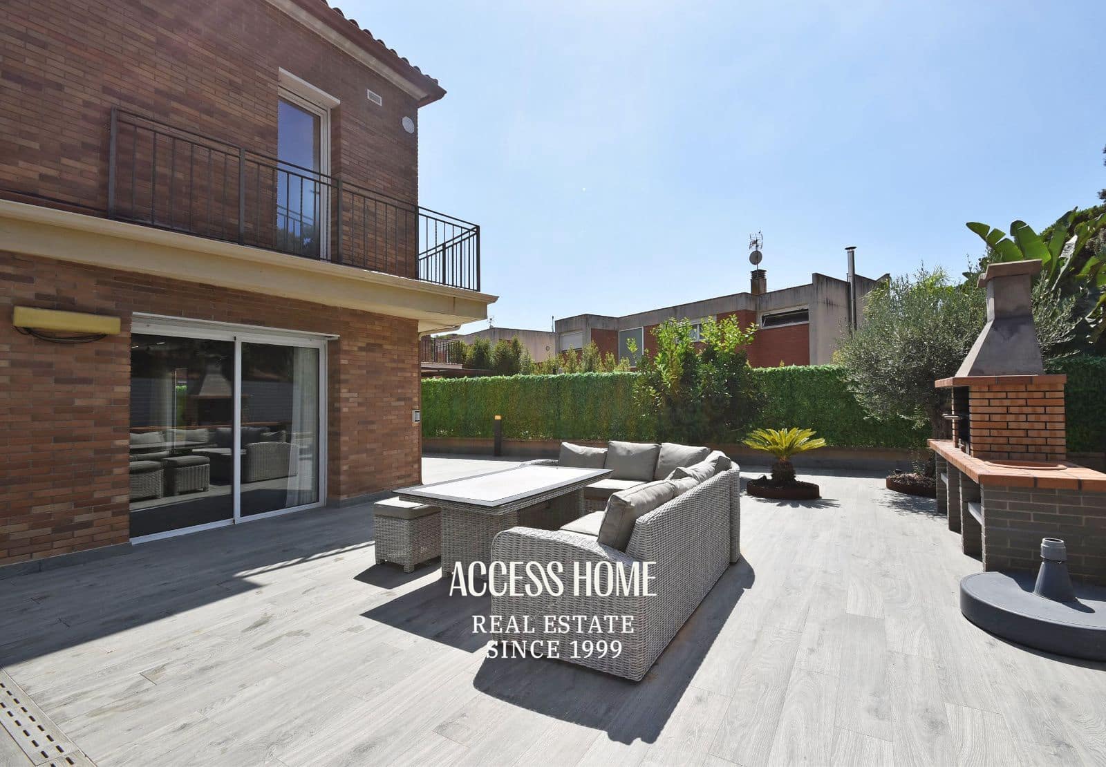 5 soveværelse Villa til salg i Canet de Mar med swimmingpool garage - € 1.095.000 (Ref: 9136334)