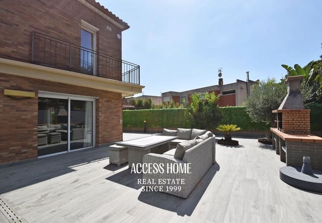 5 slaapkamer Villa te koop in Canet de Mar met zwembad garage - € 1.095.000 (Ref: 9136334)