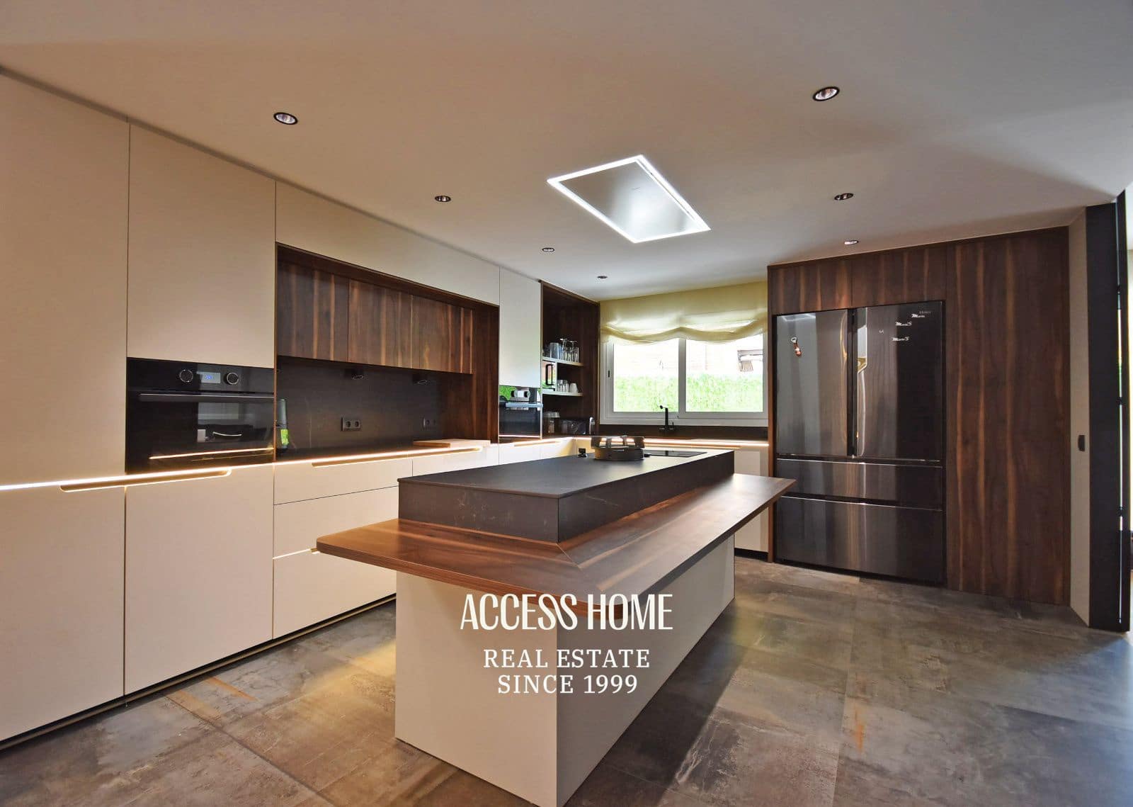 5 soveværelse Villa til salg i Canet de Mar med swimmingpool garage - € 1.095.000 (Ref: 9136334)