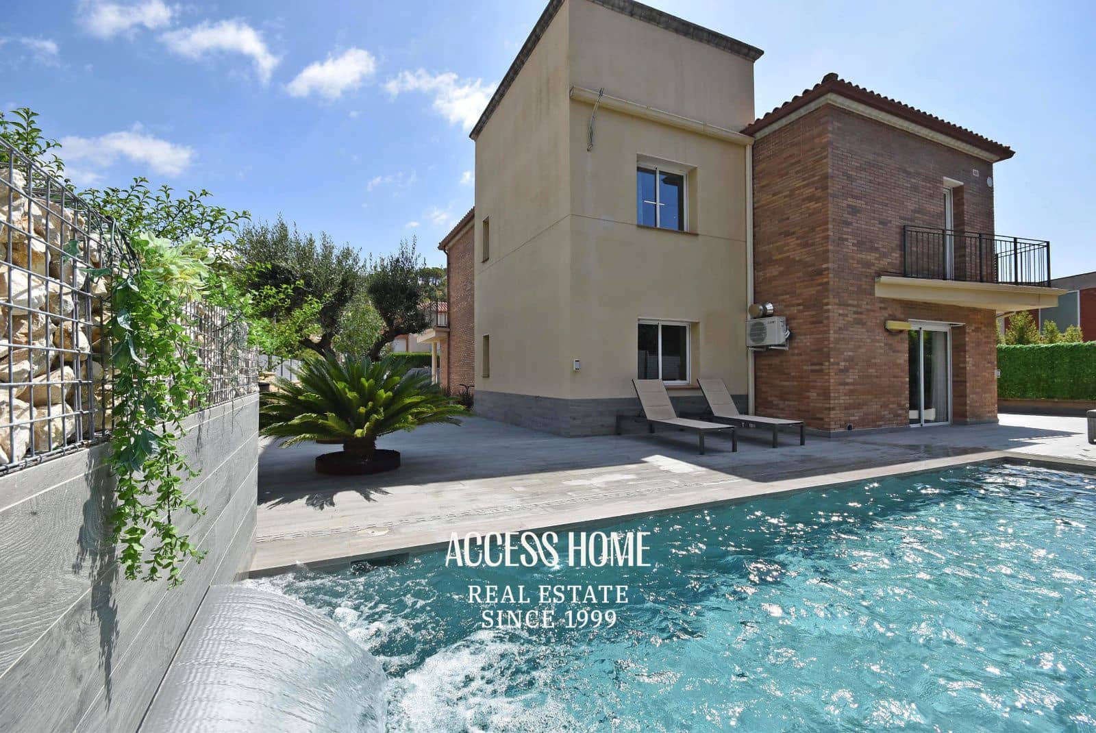 5 soveværelse Villa til salg i Canet de Mar med swimmingpool garage - € 1.095.000 (Ref: 9136334)