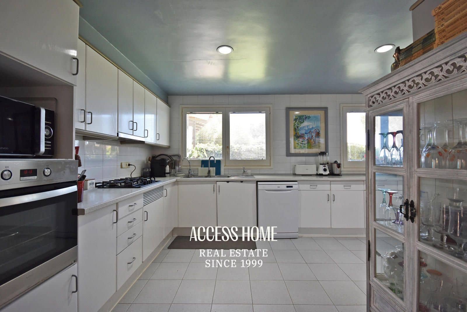 5 sypialnia Willa na sprzedaż w Sant Vicenc de Montalt z basenem garażem - 1 200 000 € (Ref: 9136451)