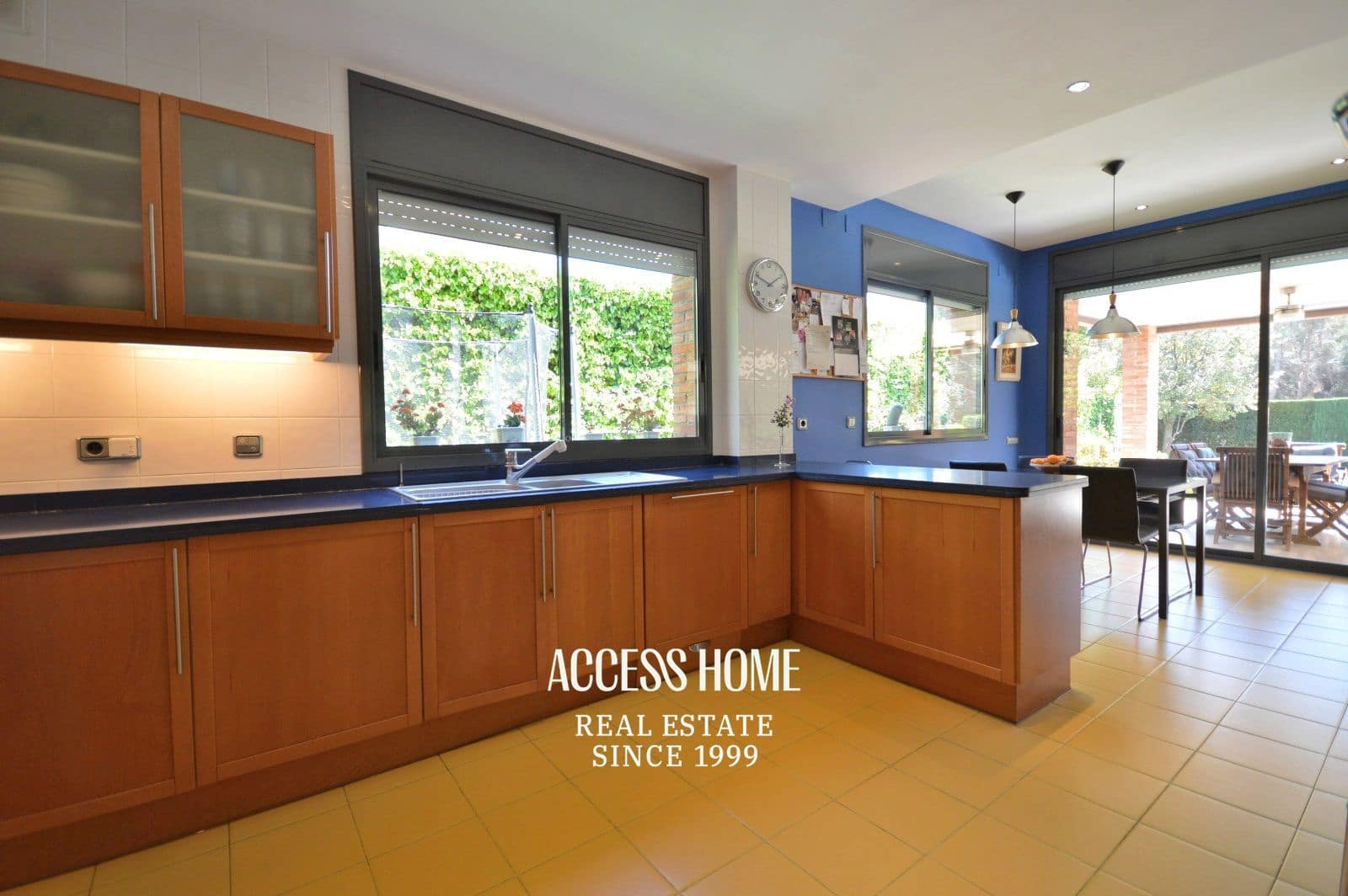 7 soveværelse Villa til salg i Teia med swimmingpool garage - € 2.450.000 (Ref: 9138424)