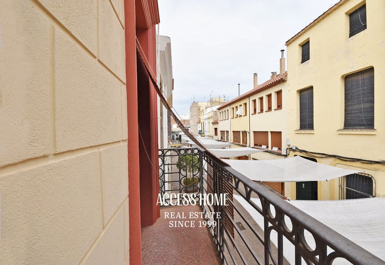 4 soveværelse Villa til salg i Premia de Mar - € 579.000 (Ref: 9138515)