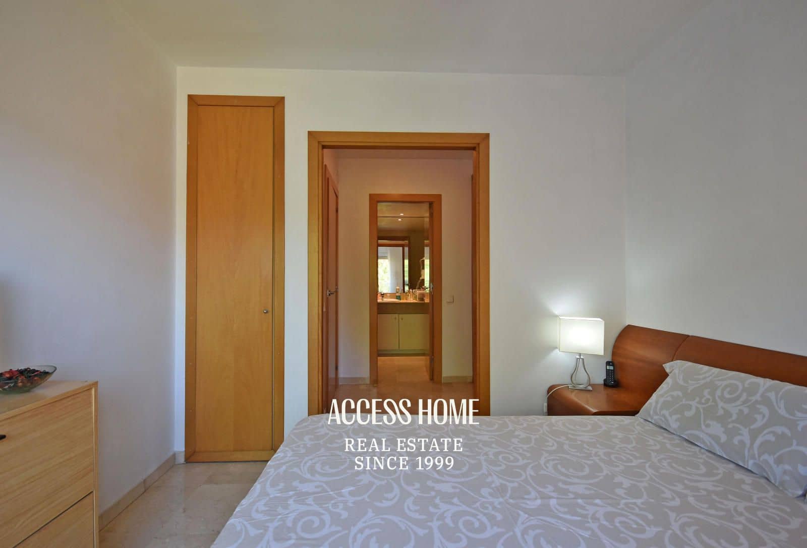 4 soveværelse Byhus til salg i Tiana med garage - € 660.000 (Ref: 9138670)