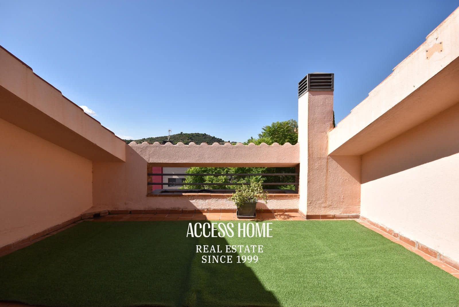 4 soveværelse Byhus til salg i Tiana med garage - € 660.000 (Ref: 9138670)