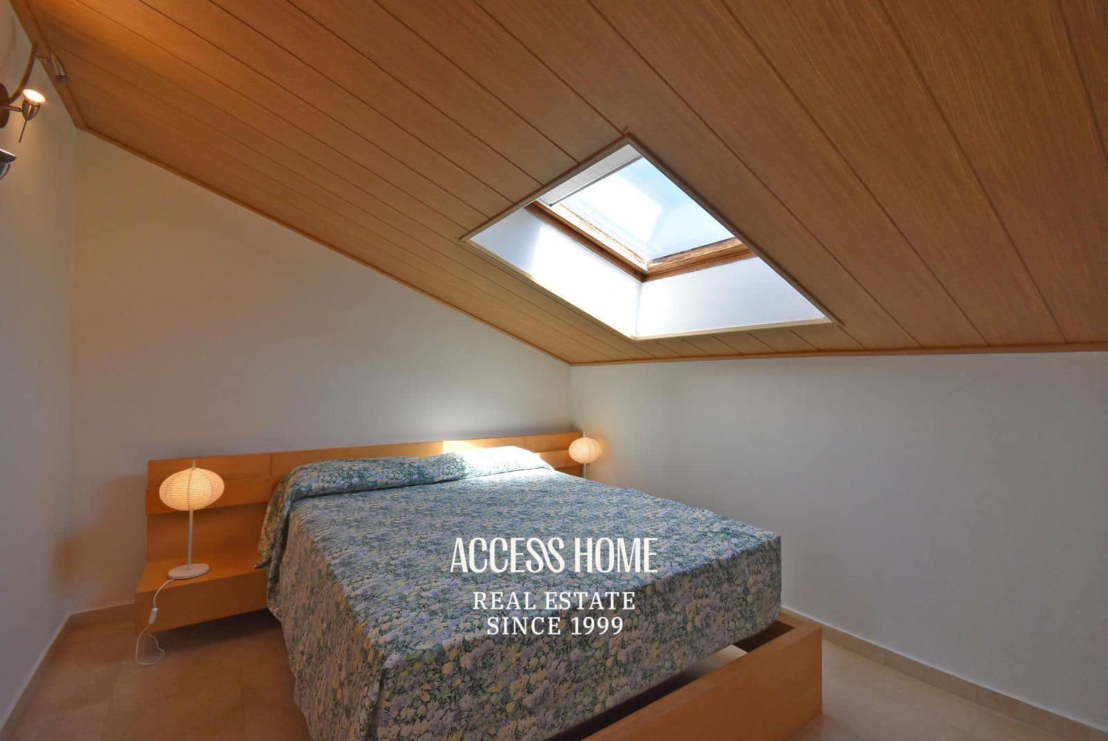 4 soveværelse Byhus til salg i Tiana med garage - € 660.000 (Ref: 9138670)