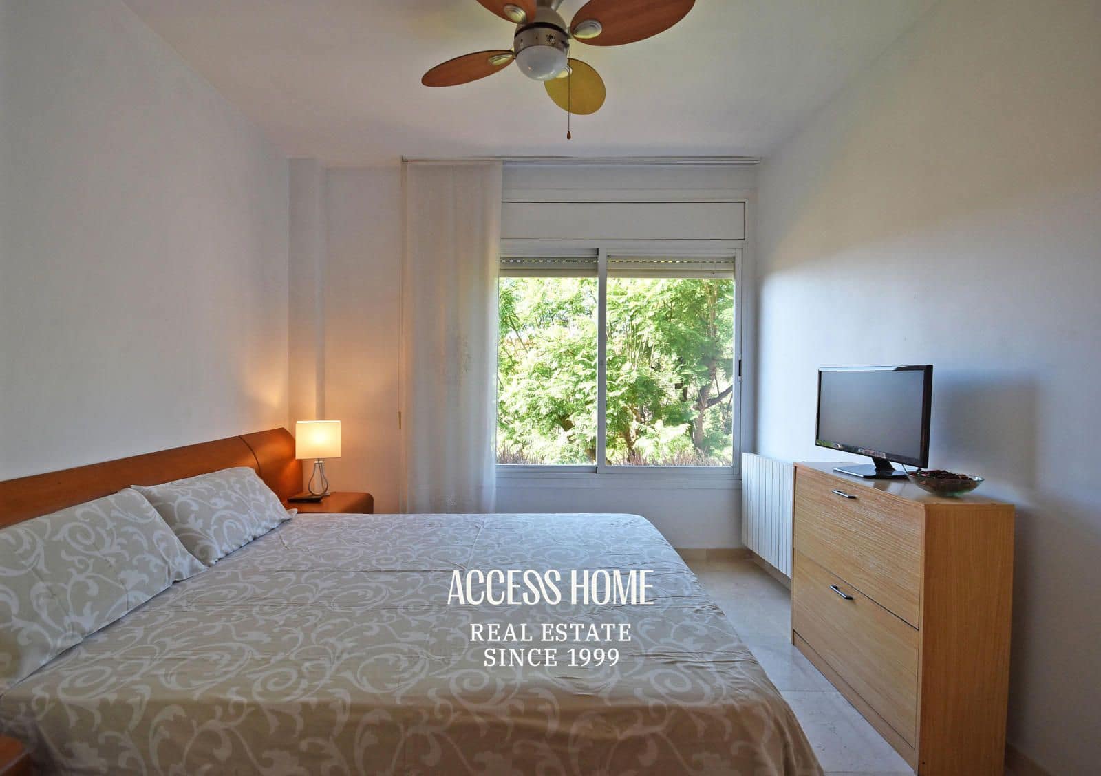 4 soveværelse Byhus til salg i Tiana med garage - € 660.000 (Ref: 9138670)