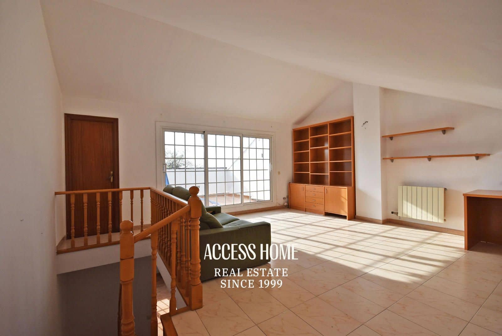 4 soveværelse Byhus til salg i Premia de Dalt med garage - € 556.000 (Ref: 9138673)