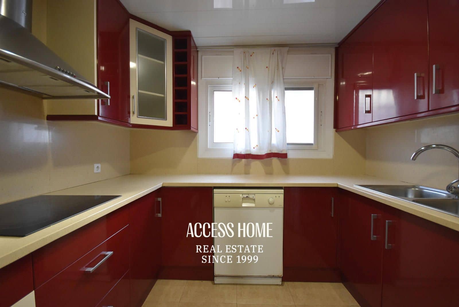 4 soveværelse Byhus til salg i Premia de Dalt med garage - € 556.000 (Ref: 9138673)