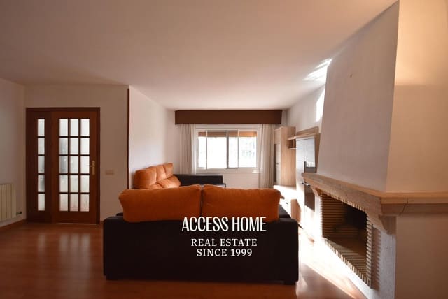 4 soveværelse Byhus til salg i Premià de Dalt med garage - € 556.000 (Ref: 9138673)