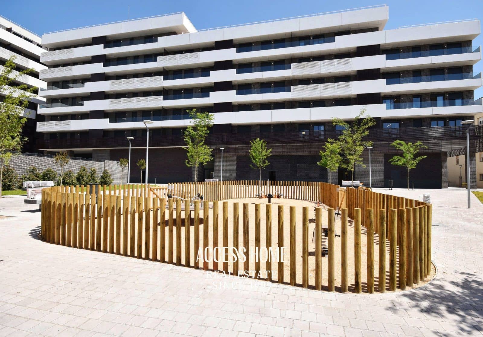 Erhverv til salg i Montgat - € 450.000 (Ref: 9138675)