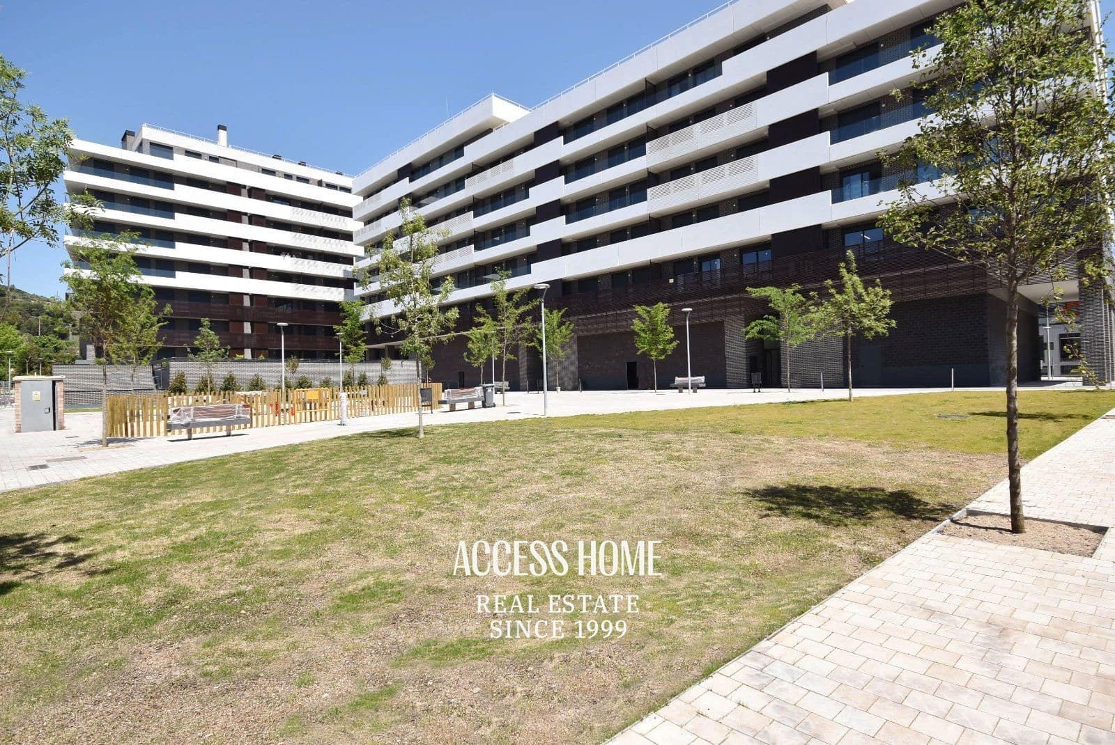 Erhverv til salg i Montgat - € 450.000 (Ref: 9138675)