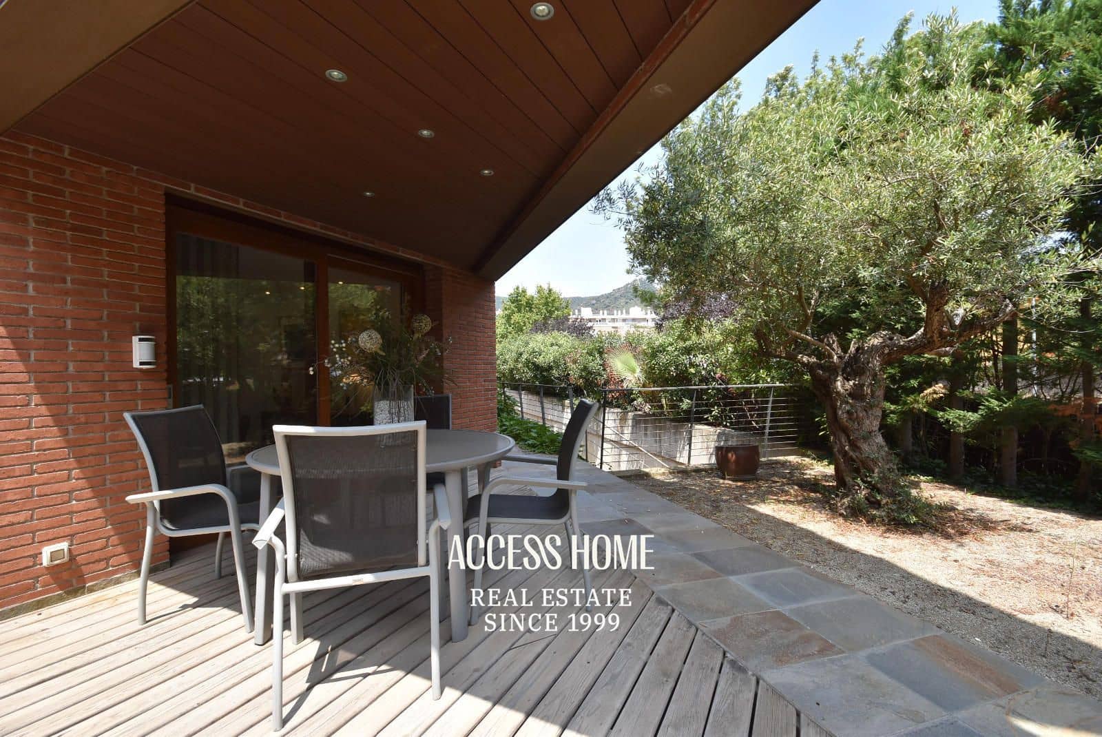 4 soveværelse Villa til salg i Cabrera de Mar med garage - € 1.280.000 (Ref: 9138678)