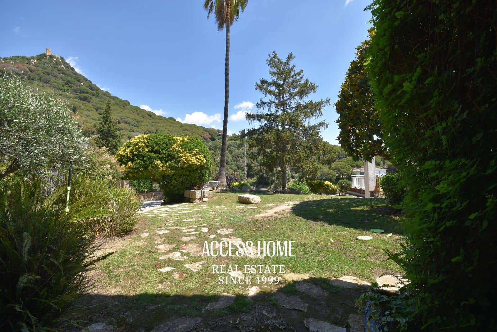 10 soverom Villa til salgs i Cabrera de Mar med svømmebasseng garasje - € 1 750 000 (Ref: 9141020)