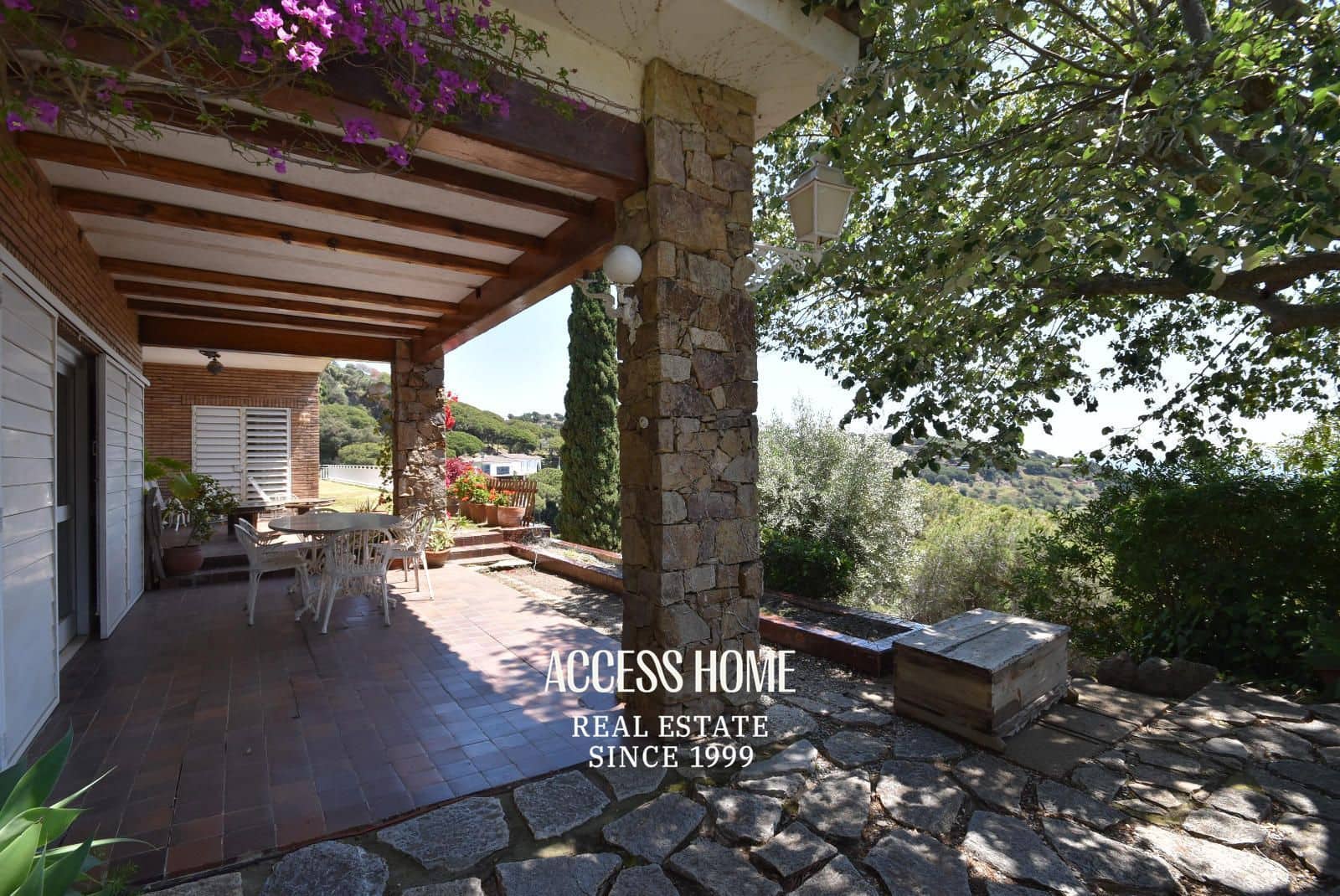 10 soverom Villa til salgs i Cabrera de Mar med svømmebasseng garasje - € 1 750 000 (Ref: 9141020)