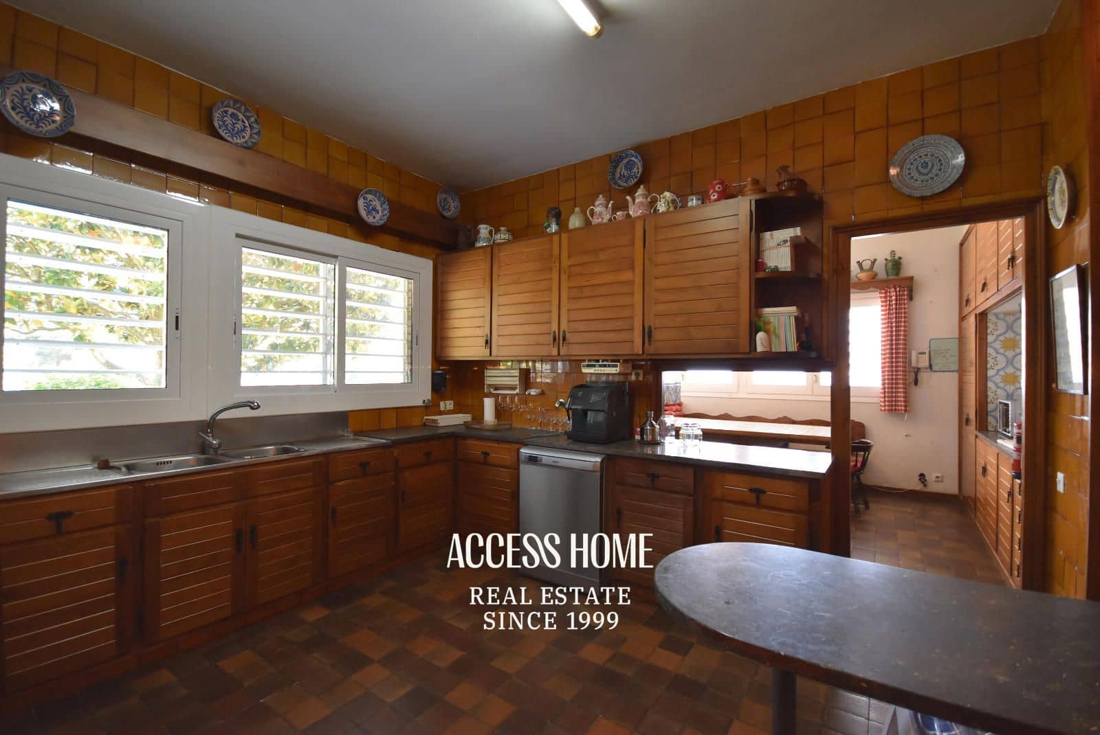 10 soverom Villa til salgs i Cabrera de Mar med svømmebasseng garasje - € 1 750 000 (Ref: 9141020)