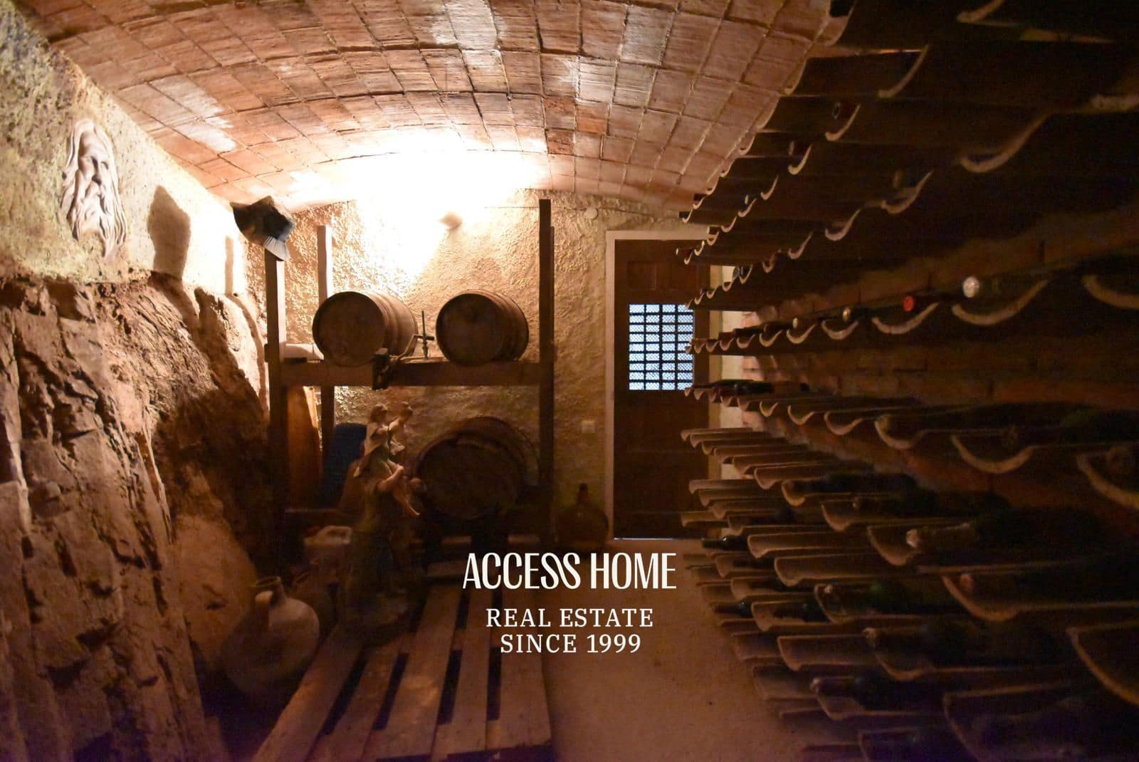 10 soverom Villa til salgs i Cabrera de Mar med svømmebasseng garasje - € 1 750 000 (Ref: 9141020)