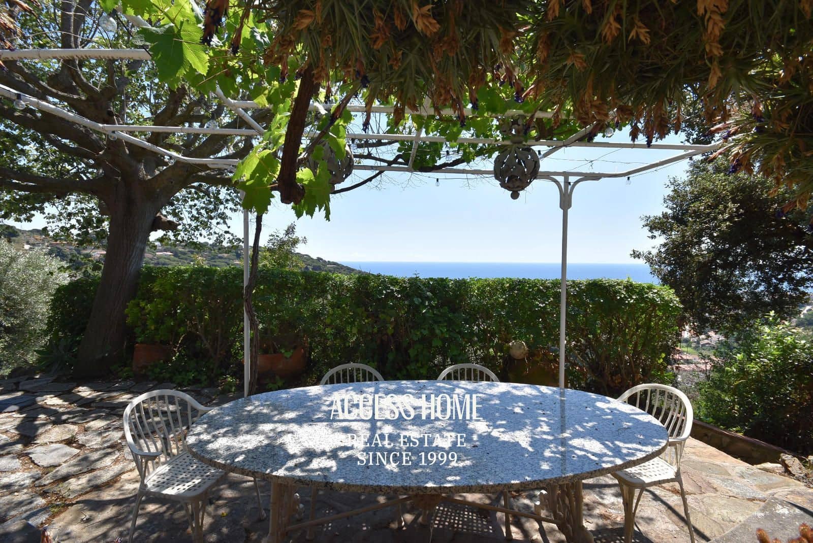 10 soverom Villa til salgs i Cabrera de Mar med svømmebasseng garasje - € 1 750 000 (Ref: 9141020)