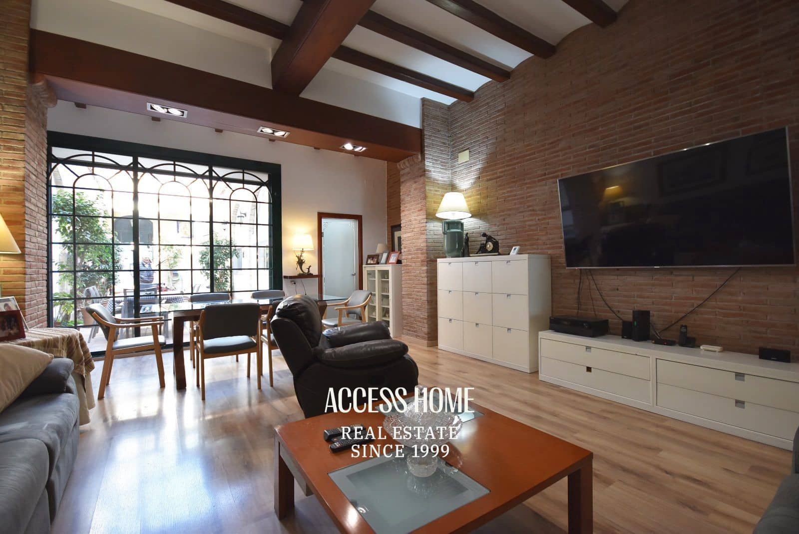 7 soveværelse Villa til salg i El Masnou - € 1.100.000 (Ref: 9144697)